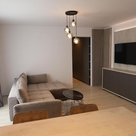 Top Studio Braşov Esterno foto