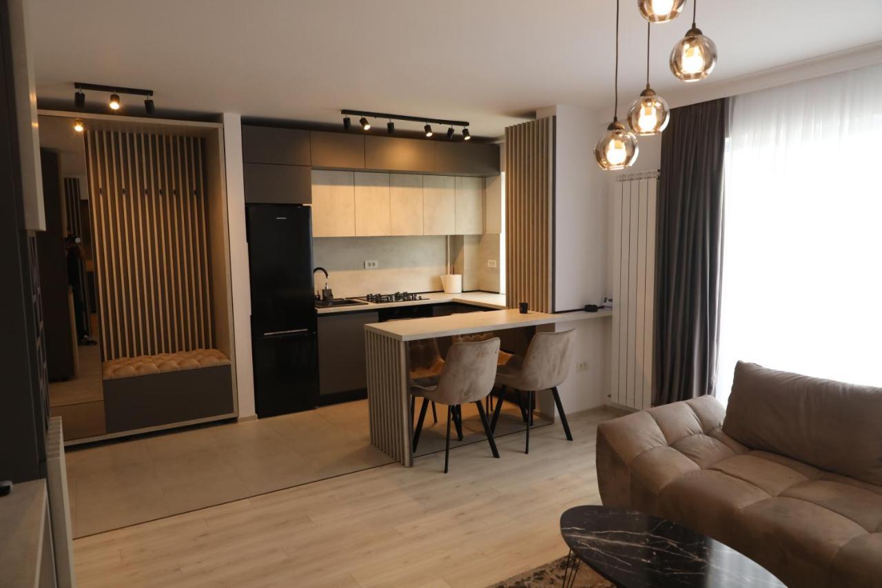 Top Studio Braşov Esterno foto