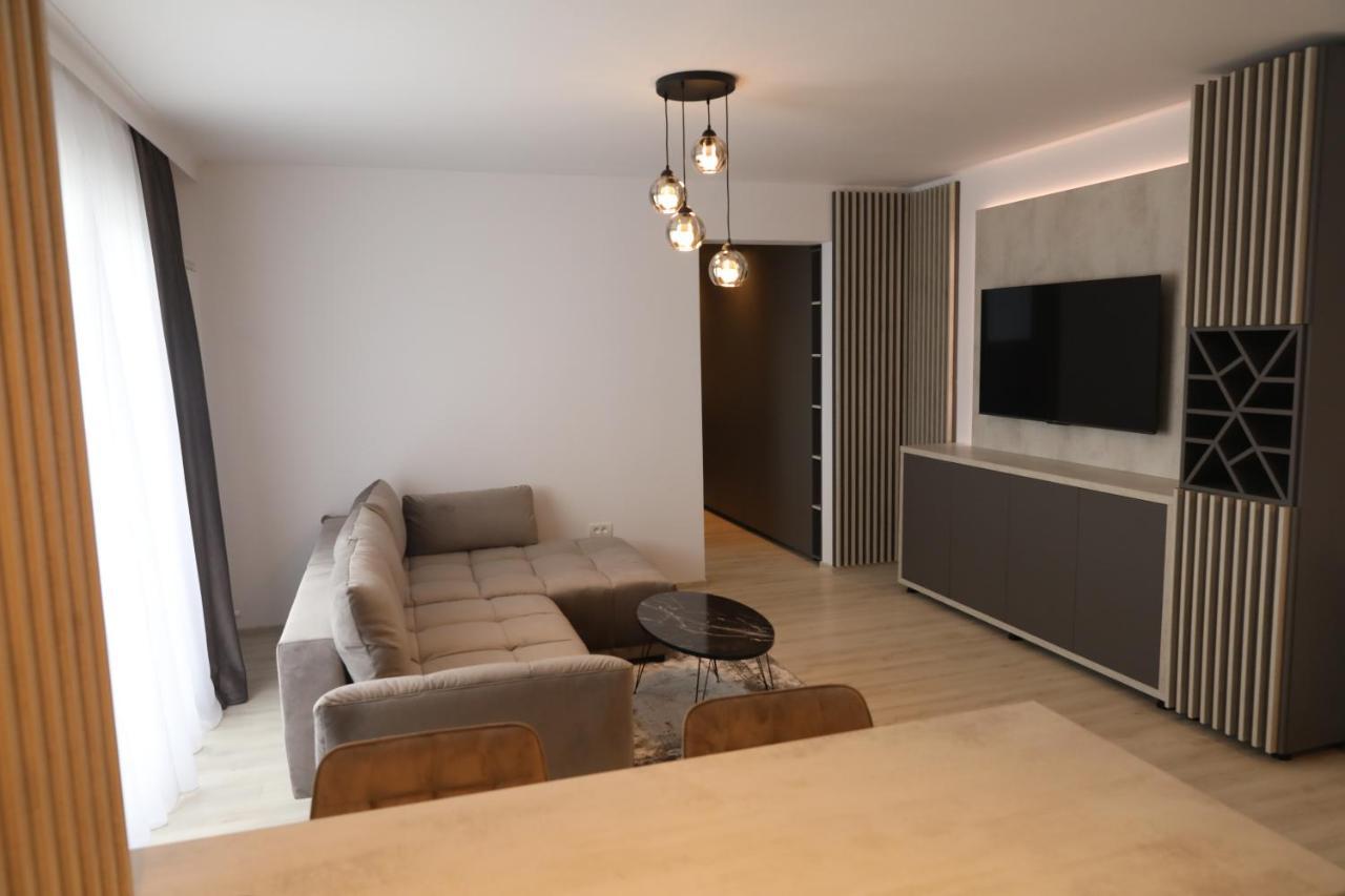 Top Studio Braşov Esterno foto