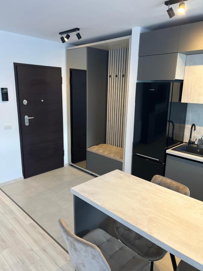 Top Studio Braşov Esterno foto