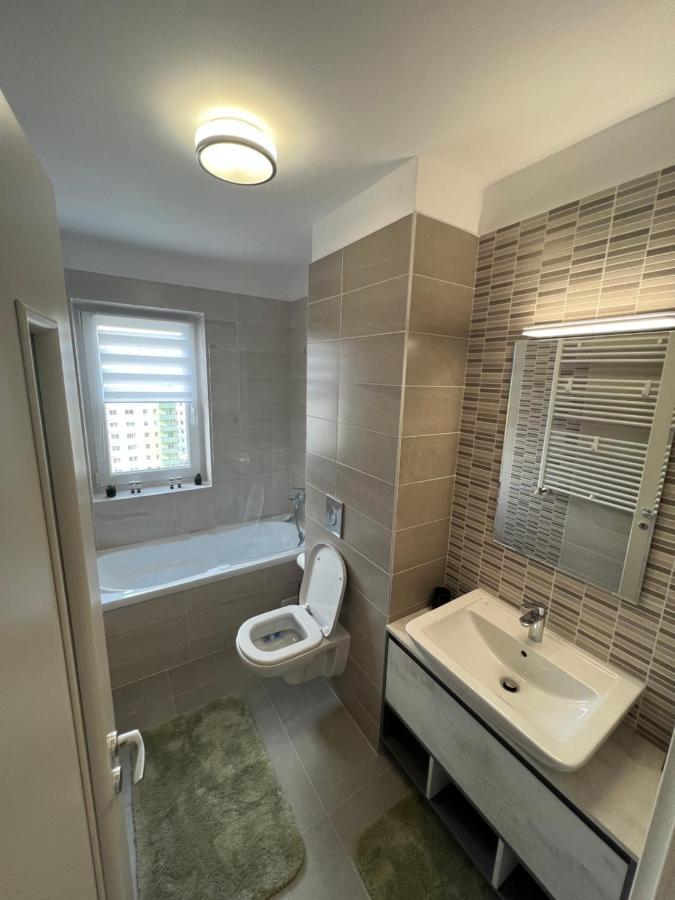 Top Studio Braşov Esterno foto
